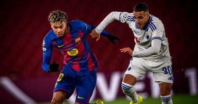 BARCELONA LE DIO VUELTA A EQUIPO DEL PERUANO MARCOS LÓPEZ