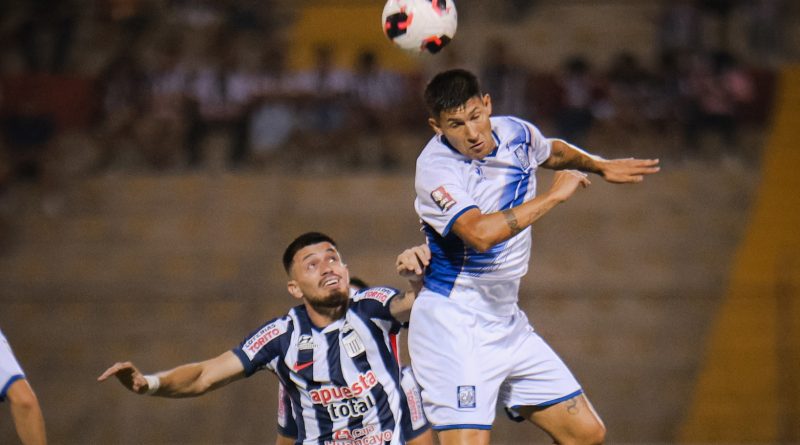 SIN LA PAZ EN LA CABEZA Y SIN IDEAS SIN LA PAZ EN LA CABEZA Y SIN IDEAS